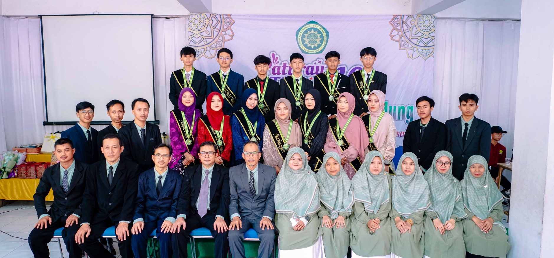 kelulusan smk persis